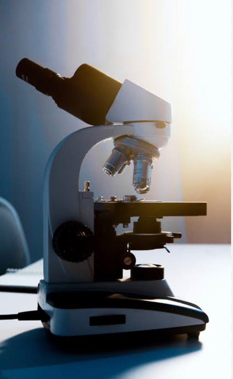 Microscope